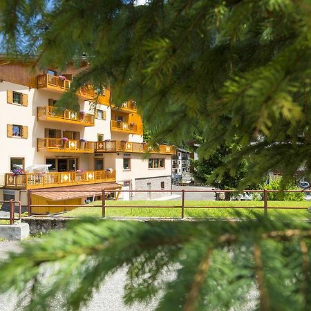 Relais San Giusto Hotel Campitello di Fassa Exterior foto